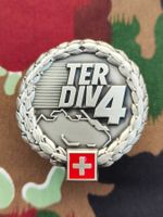 Béretemblem Territorialdivision 4, Variante 1, neuwertig