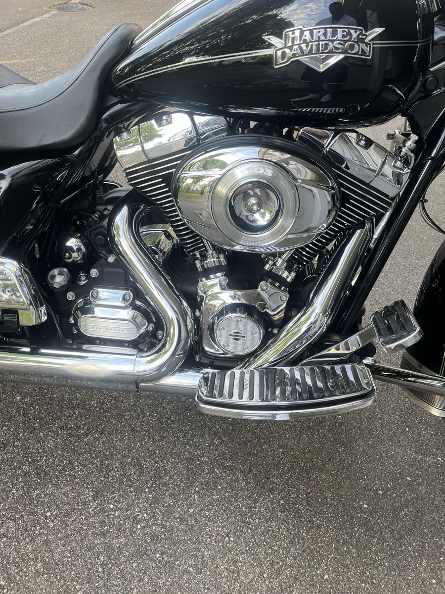 Harley-Davidson Chopper: Harley Davidson Road King Classic Chicano – Gebraucht aus Winterthur von KN88 2