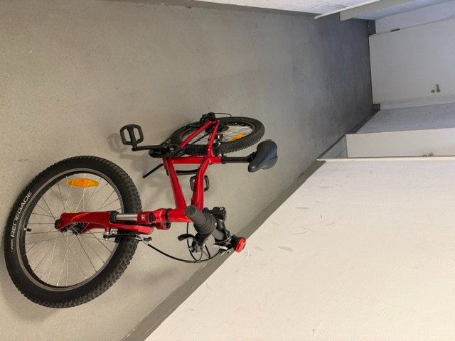 Specialized Velos: Fahrrad Specialized Hotrock 20 – Gebraucht aus Zürich von hrv_wm9n