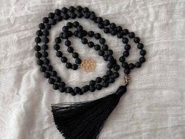 Mala en agate noire