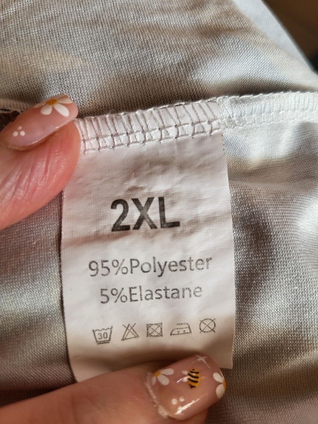 Hosen: Hosen Blumenmuster  2XL 95% Polyester 5% Elastan – Gebraucht aus Enggistein von Manuki_engg 2
