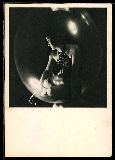 Cartoline postali: Vision von Arthur Erbe, Frau in einer Sp – Usato da Berlin venduto da bartko-reher