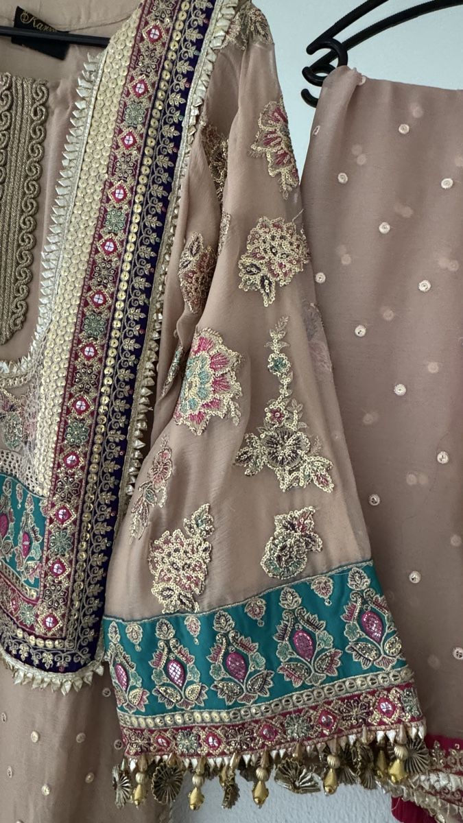 Vestiti: Pakistani party Kleid – Nuovo e nell'imballaggio originale da hochdorf venduto da tariq1 2