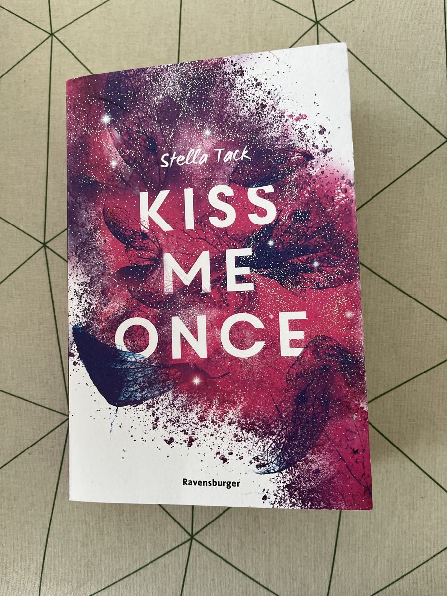 Libri: Kiss Me Once - Stella Tack – Nuovo (secondo la descrizione) da Escholzmatt venduto da Sarah_