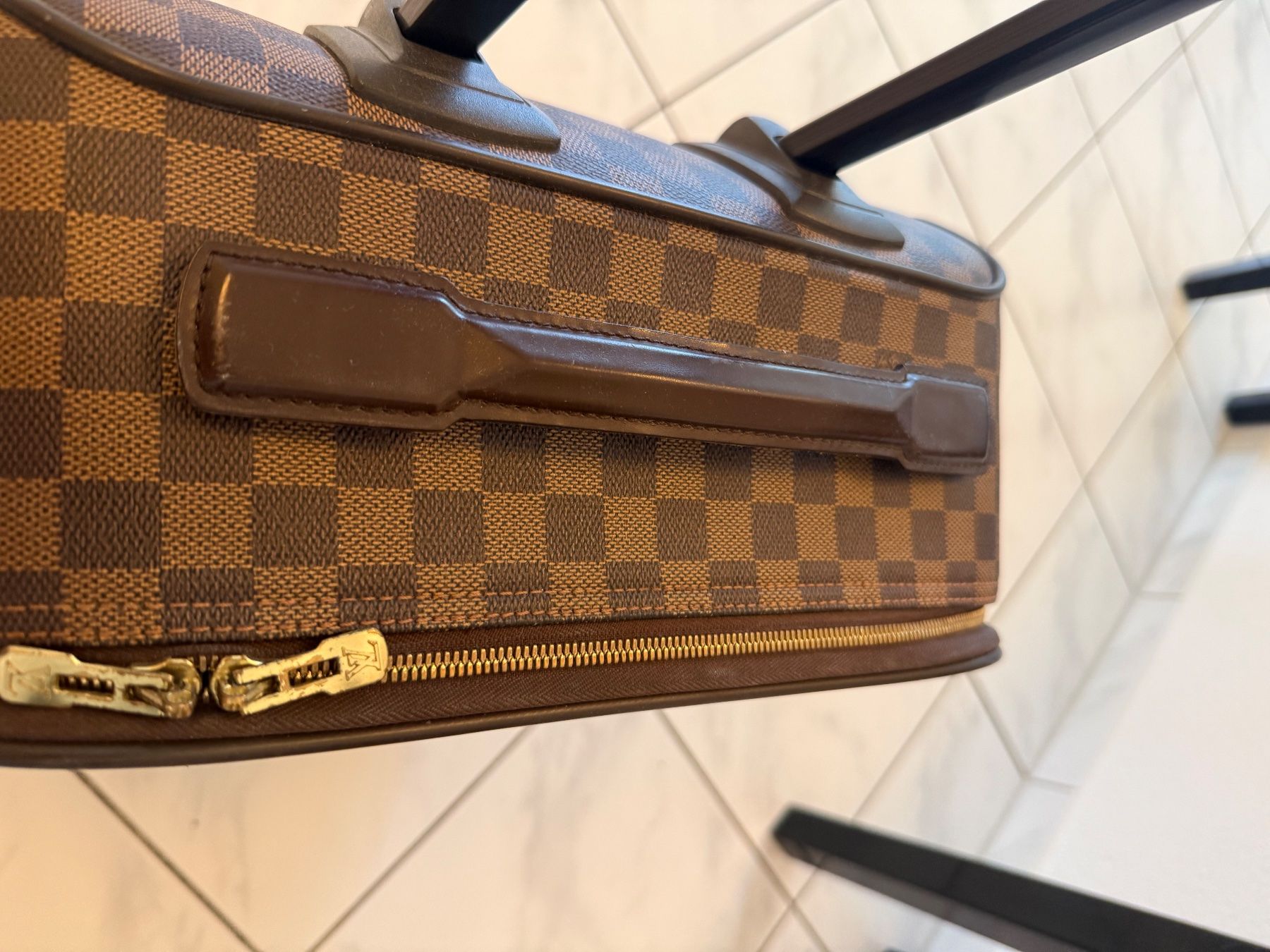 Autres aviation: Louis Vuitton Pegase 45 Damier – D'occasion à Wilen b. Wollerau par Corradino0 2