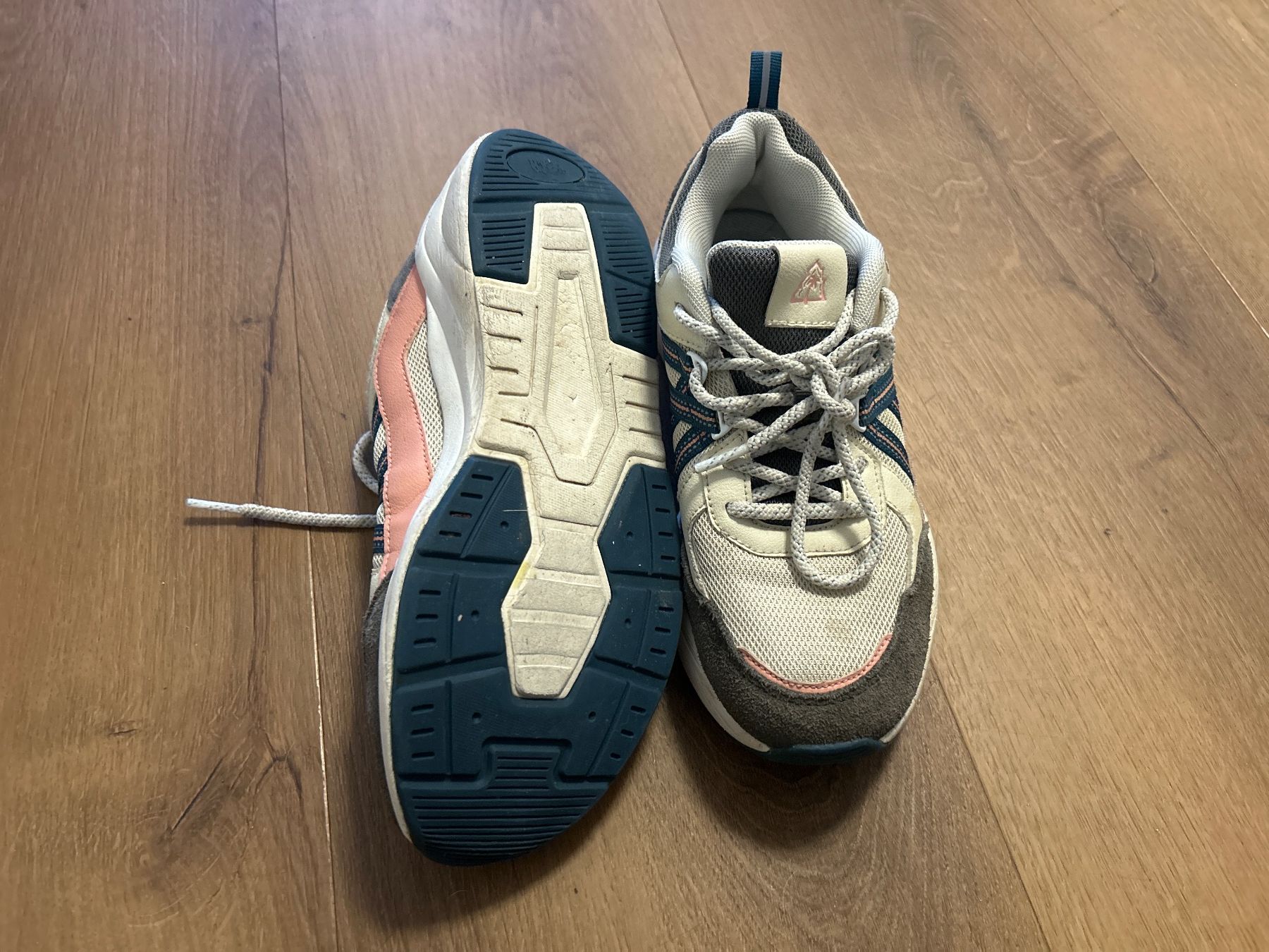 Scarpe da donna: Beach Mountain Turnschuhe Sneakers Gr 38 – Usato da Regensdorf venduto da Spyke55 2