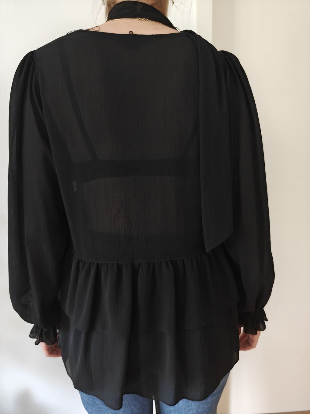 Camicette: HUGO Boss Bluse schwarz Gr. 40 – Usato da Olten venduto da Edelw1ss 2