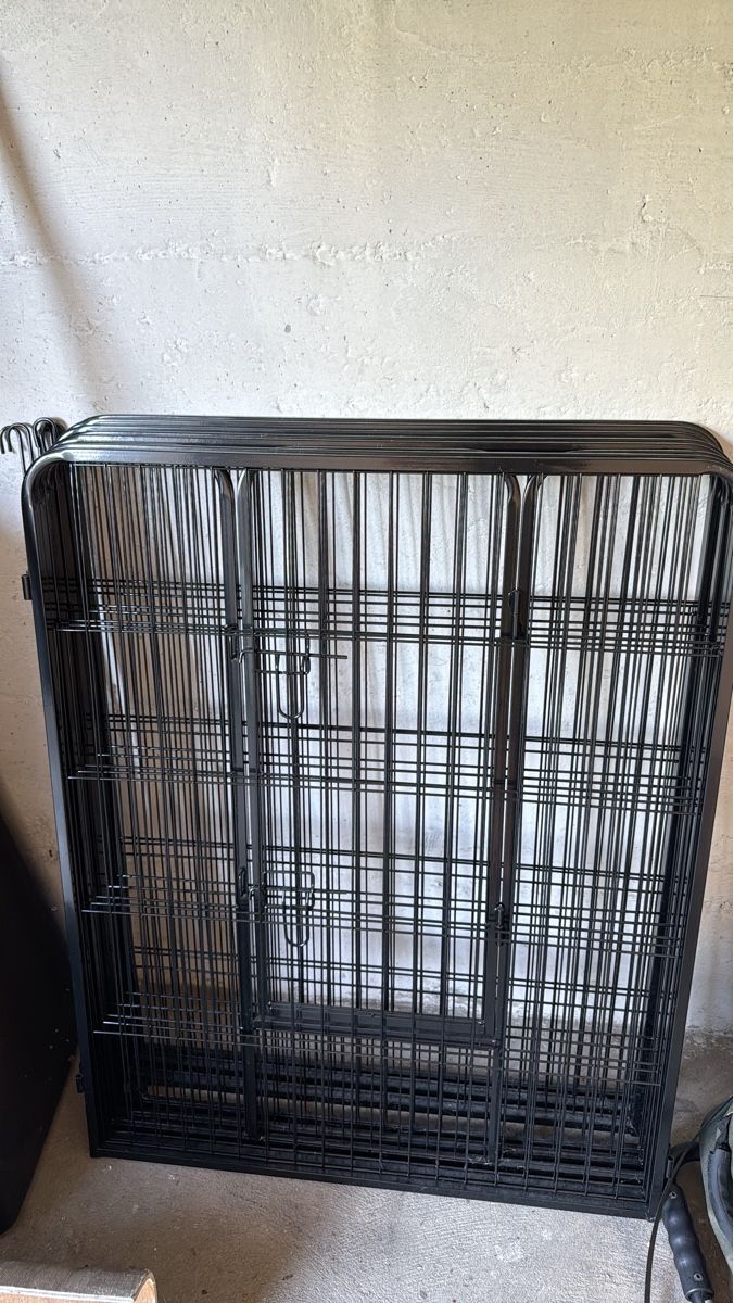 Cages, transport & sécurité: Laufgehege Hund Modular – D'occasion à Oberuzwil par ala_dyb5