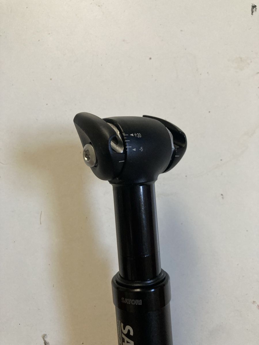 Pièces détachées: Satori Xopic 2 Sattelstütze  – Neuf (Voir description) à Zürich par 1beck5 2