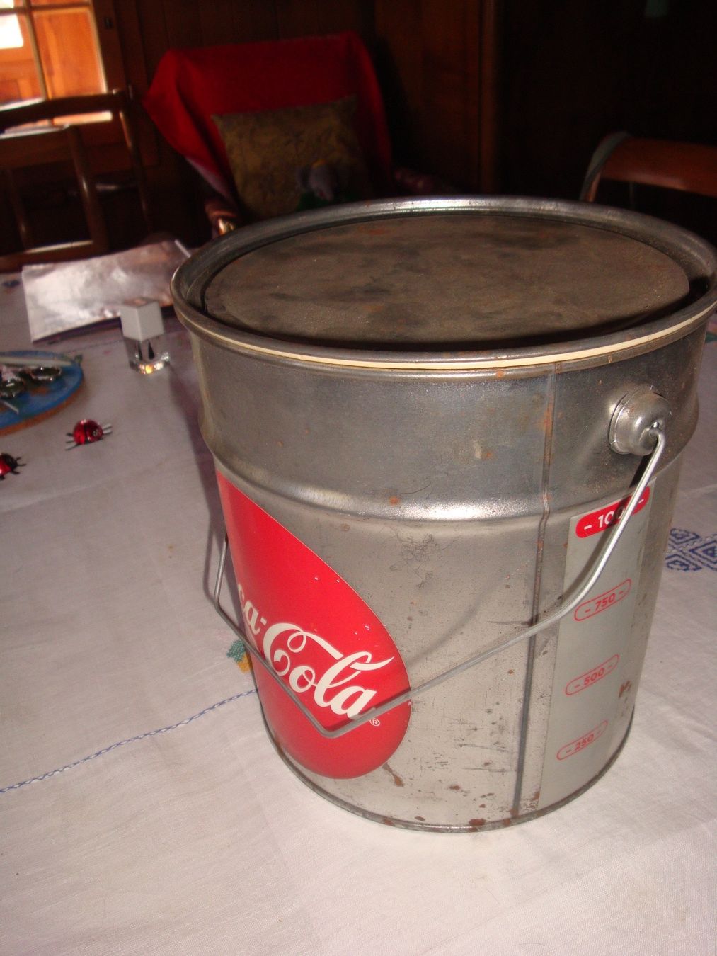 Coca-Cola Tutte le decorazioni: Coca Cola, grosse Blechdose – Usato da häusernmoos venduto da buc_8ftk 1