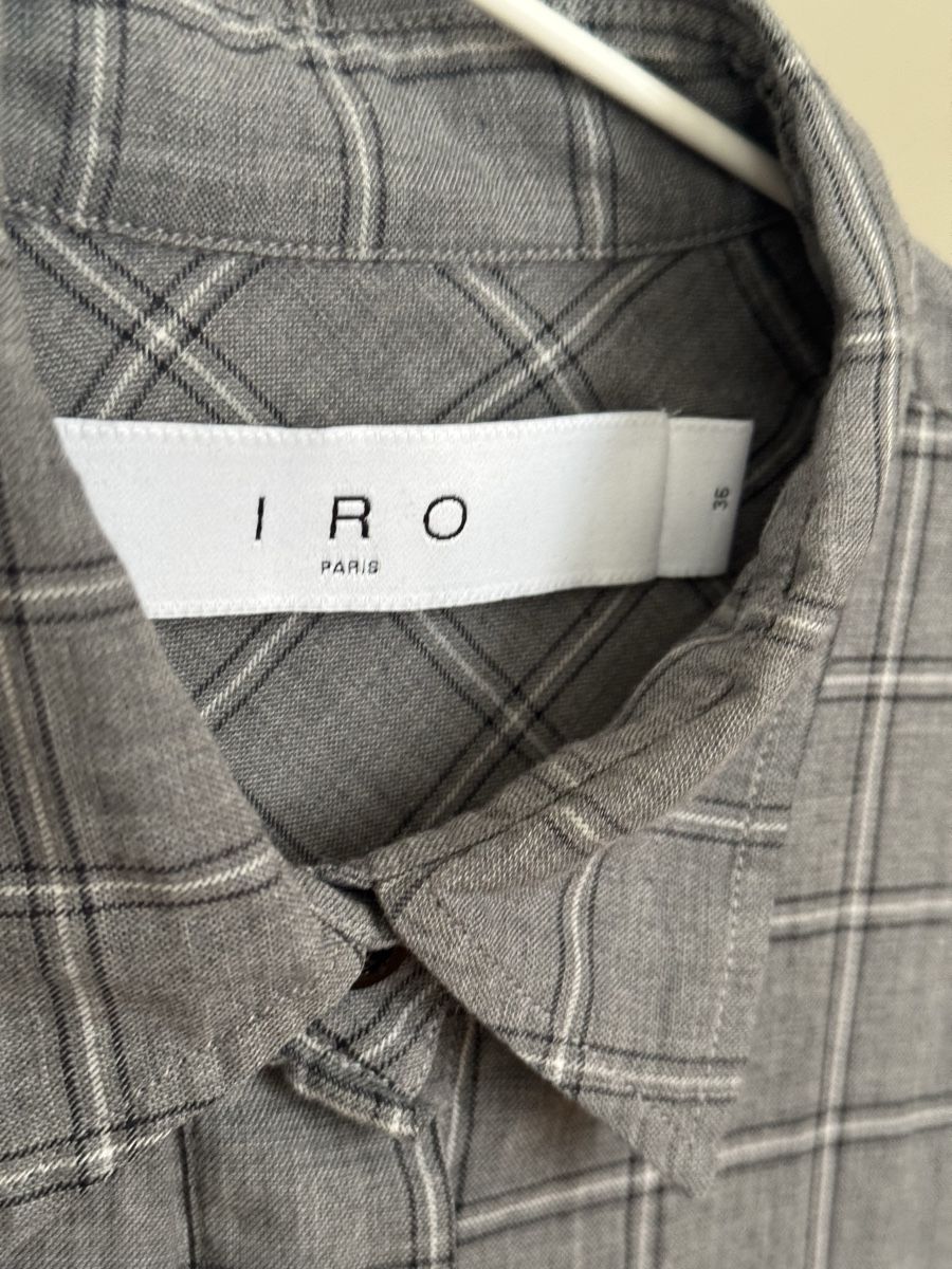 Iro Camicette: Chemise Iro taille 36 – Usato da La Chaux-de-Fonds venduto da cle_ll7r 1
