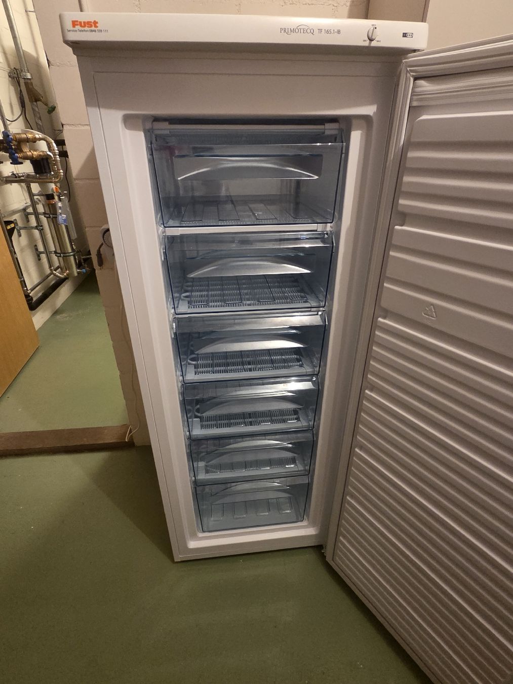 Congelatori: Gefrierschrank mit 6 Schubladen – Usato da Lostorf venduto da _Venus_ 5