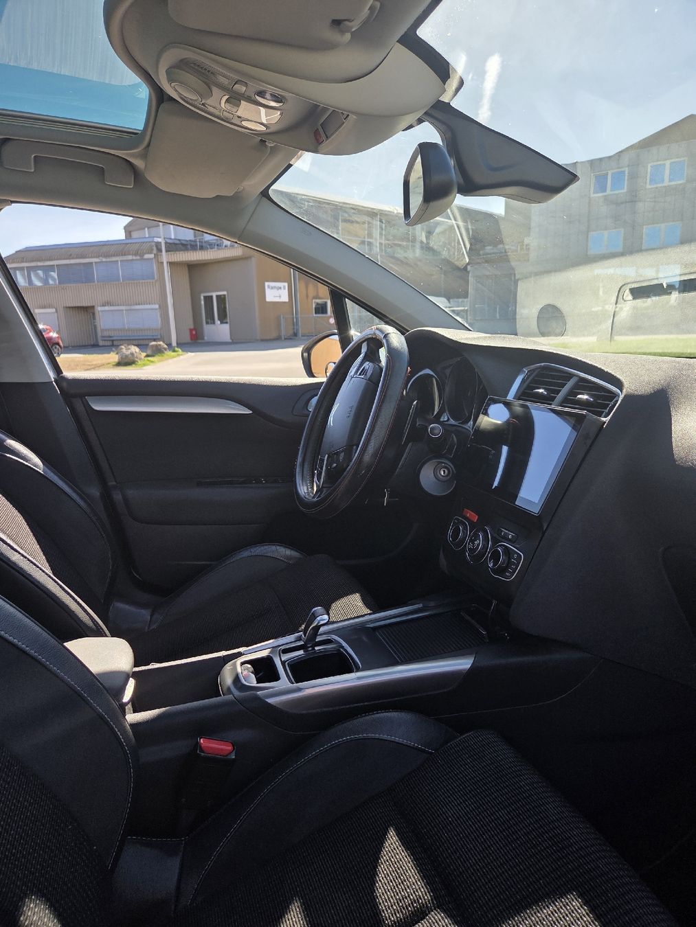 Citroën Autos: Citroen C4 1.6 Panoramadach – Gebraucht aus Niedergösgen von ST4R92 5
