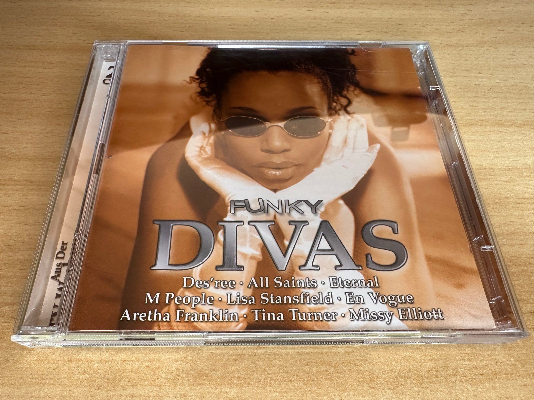 CD: V1 Various – Funky Divas - 2 CD – Usato da Rikon im Tösstal venduto da Alpenmutz