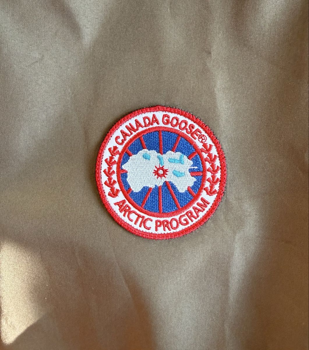 Canada Goose Jacken: Canada Goose Übergangsjacke M – Neu (gemäss Beschreibung) aus Uetliburg SG von Kimmbi 3