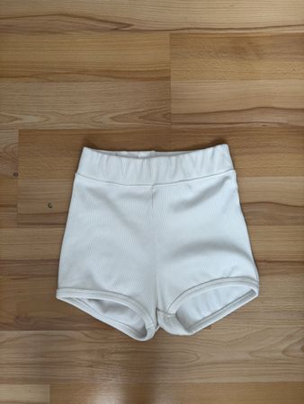 Zara Shorts, Weiss, Grösse S - Sommer Must-Have!