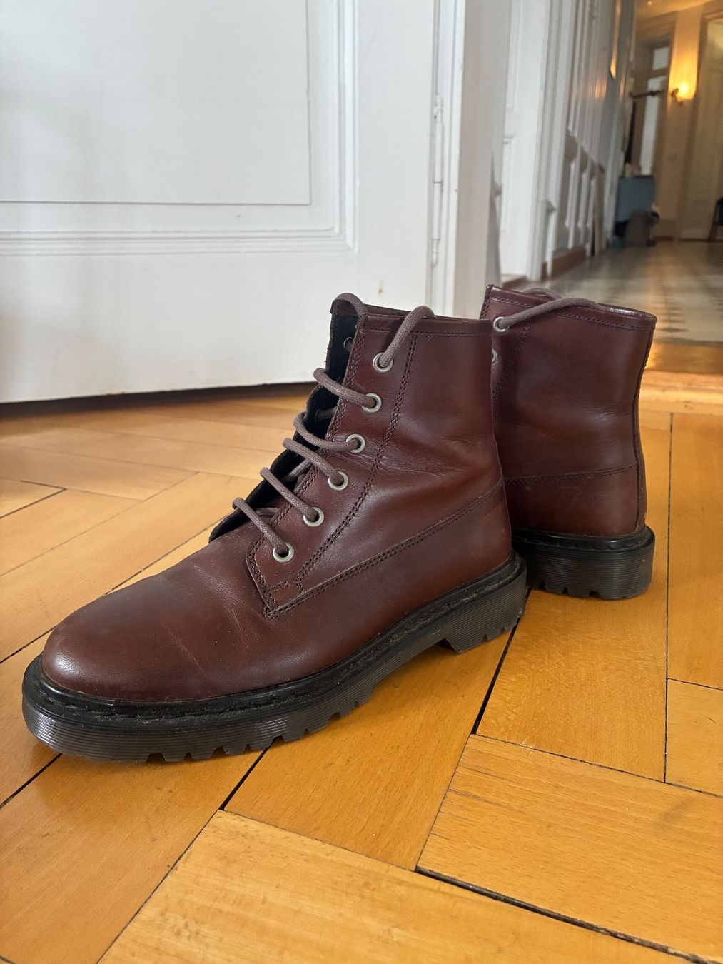 Apc Chaussures femmes: A.P.C Stiefel Gr. 39 – D'occasion à Fribourg par waves55 2