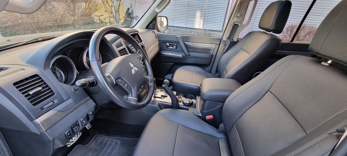 Mitsubishi Automobili: Mitsubishi Pajero V80 – Usato da Münchenstein venduto da JonnyR14 5
