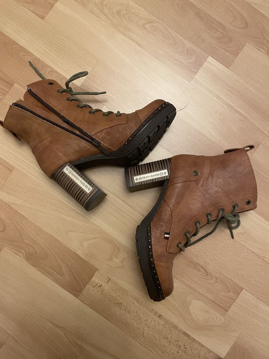 Mustang Scarpe da donna: MUSTANG Stiefelette – Nuovo (secondo la descrizione) da Goldach venduto da pikay 1