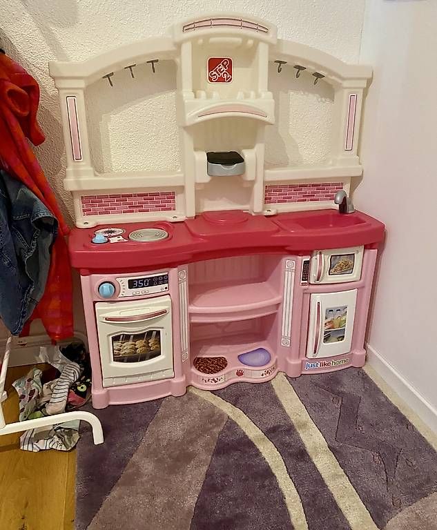 Spielzeuge: Pink Kids Küchenset / Spielküche – Gebraucht aus Ittigen von mar_9fd6 3