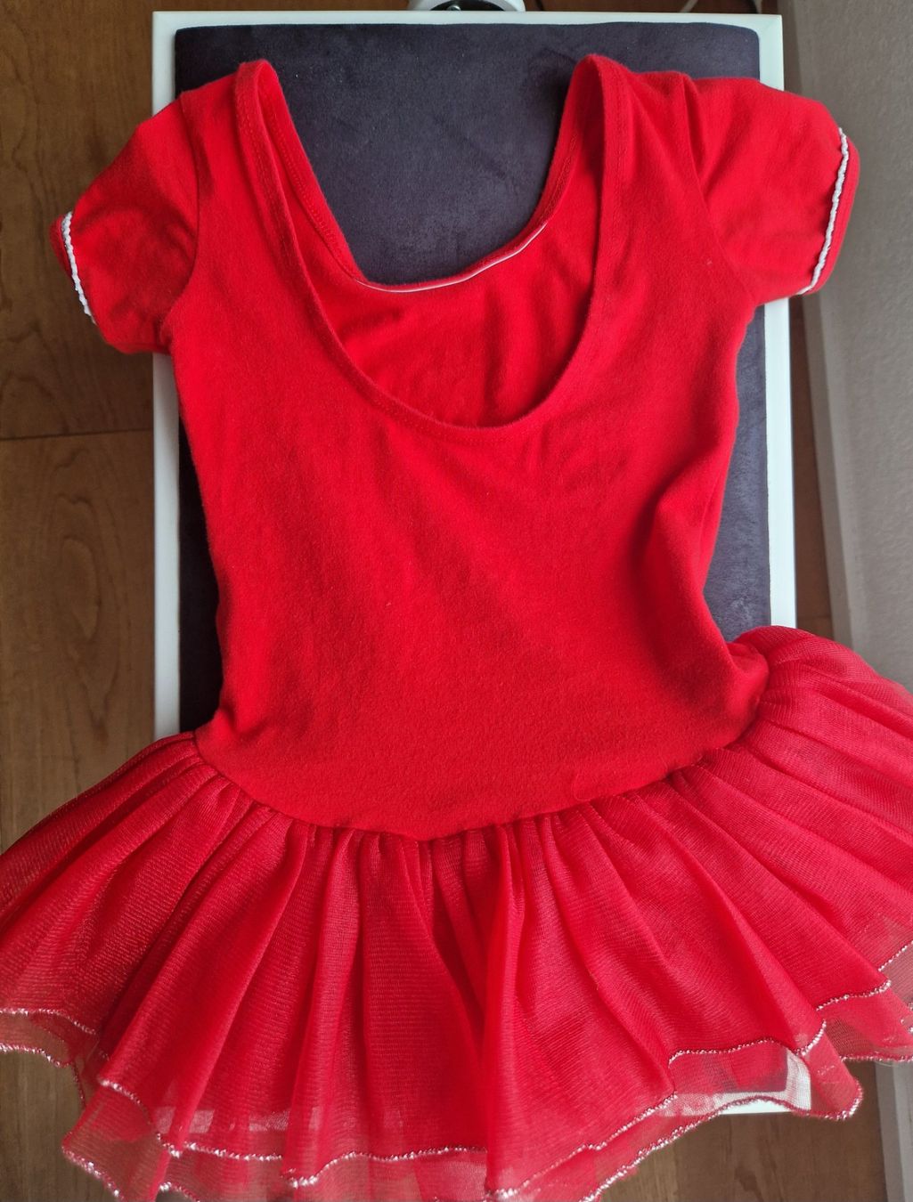 Vestiti & Gonne: Rotes Bellett Prinzessin Kleid Gr. 110 – Usato da Erlinsbach SO venduto da ULIKH 7