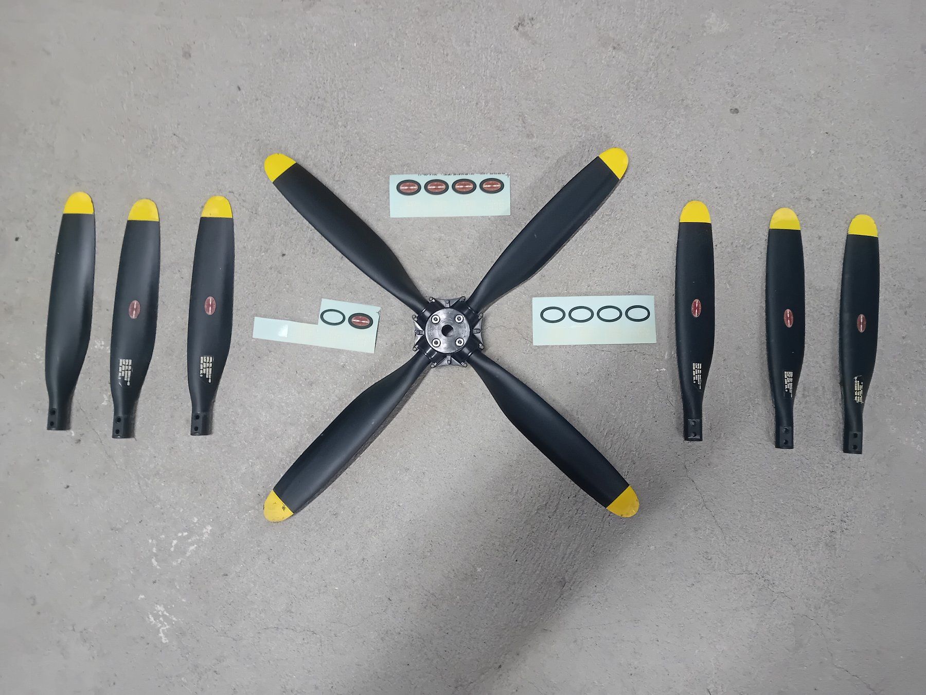 FMS RC Modellbau: 4Blatt Propeller 14X8 FMS – Gebraucht aus Rorschacherberg von tronci