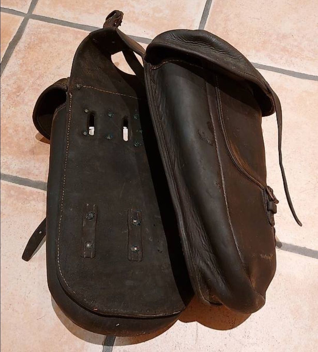Condor Tutti i ricambio per moto: Condor A580 Satteltasche – Usato da Eschen venduto da FL3 1