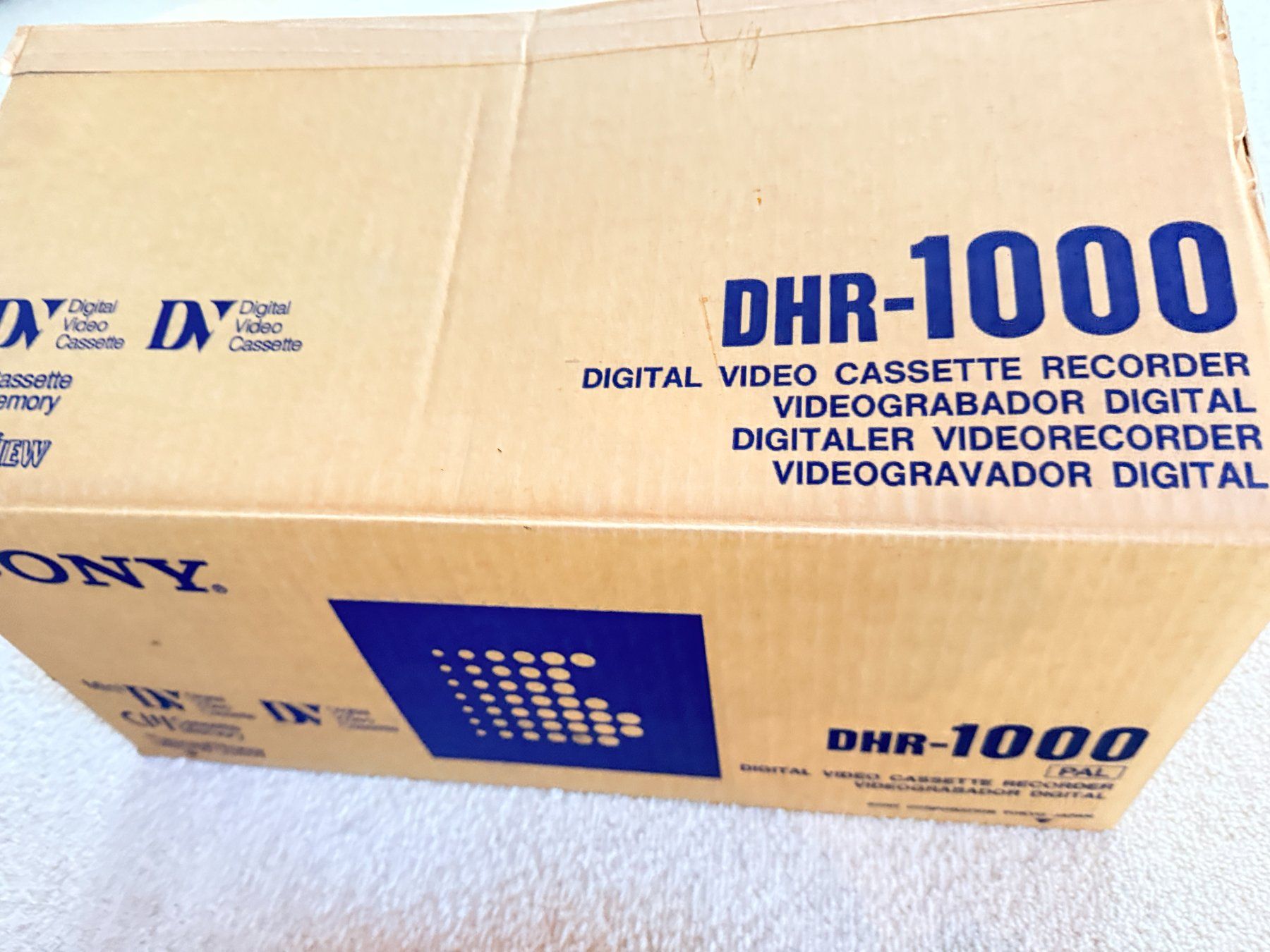 Sony Registratori: Sony DHR-1000VC Digital Video Player / Recorder DV Mini DV – Difettoso da Hilterfingen venduto da Tomz 9