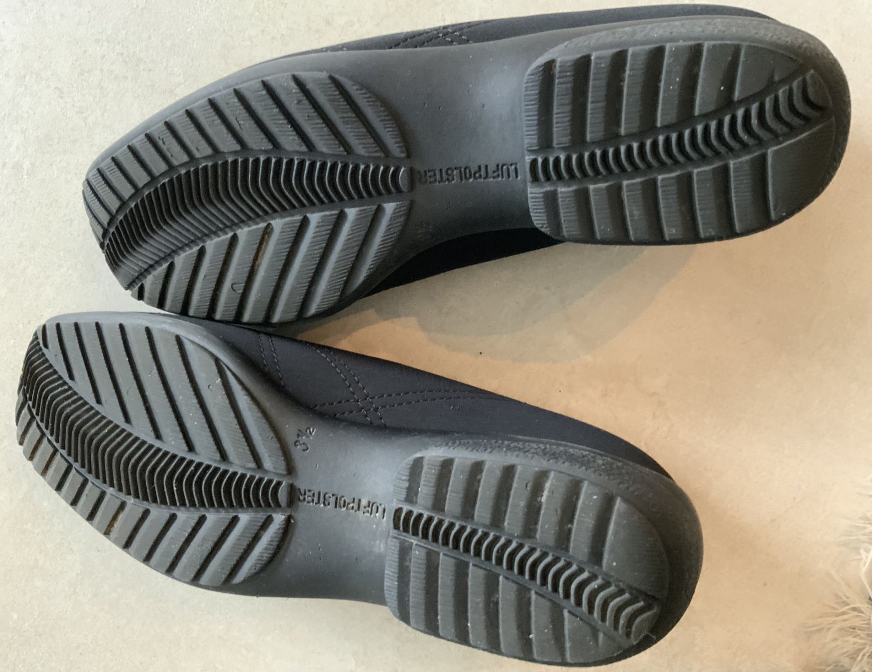 Scarpe da donna: ARA/Goretex Damenschuhe Grösse 3 1/2, schwarz – Nuovo (secondo la descrizione) da rheineck venduto da norwegianwood52 5