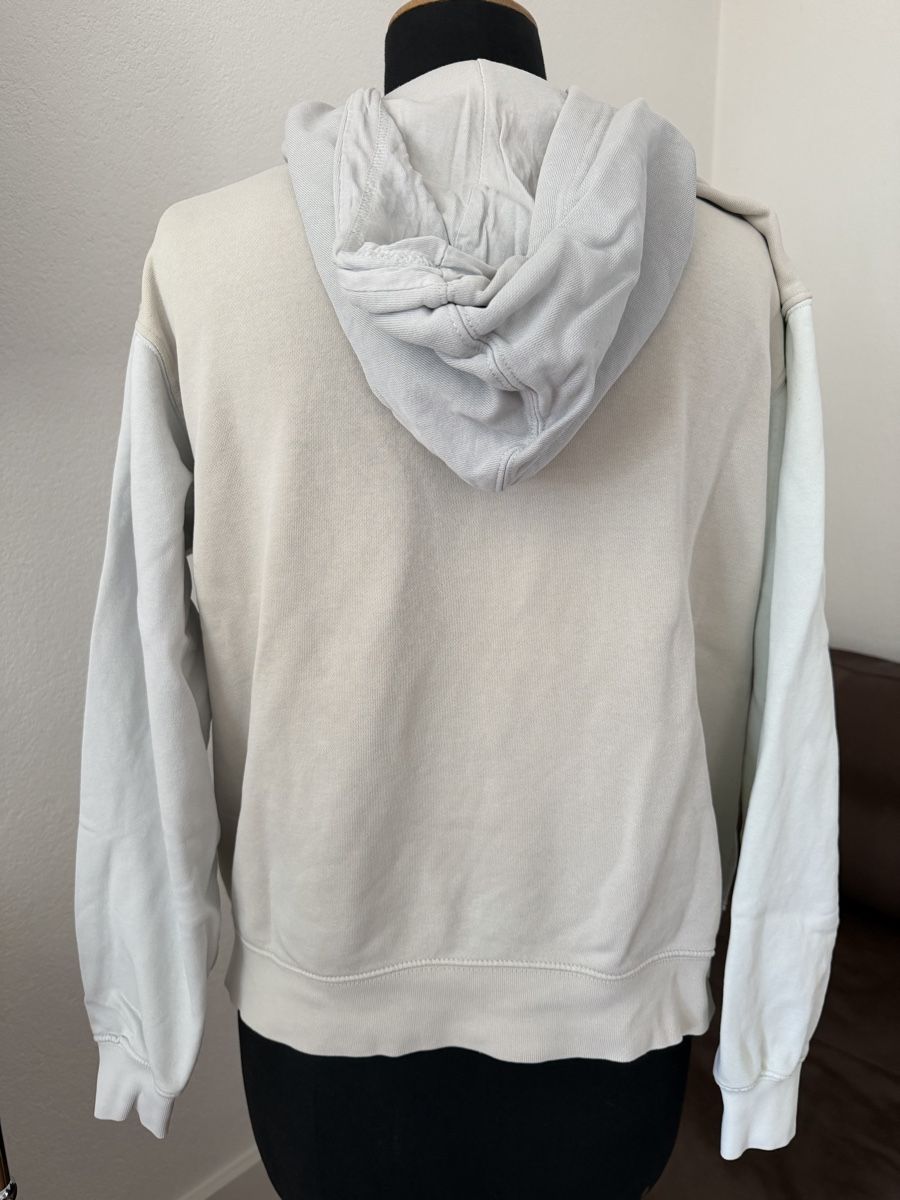 Nike Pullover & Sweatshirts: Nike Hoodie Dreifarbig M – Gebraucht aus Zürich von chi_9dfb 5