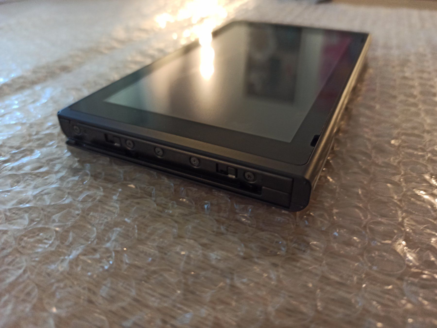 Nintendo Consoles: Original Nintendo Switch V2 Tablet (Jahr 2022) NSW - TOP – D'occasion à Oberweningen par mar_87mx 1