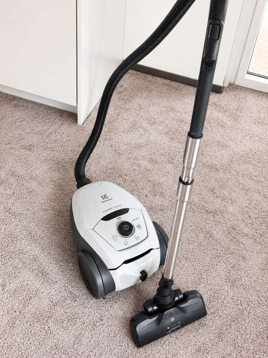 Electrolux Staubsauger & Zubehör: Staubsauger Electrolux PURE D8.2 Silence  – Gebraucht aus Winterthur von danyar_1 1