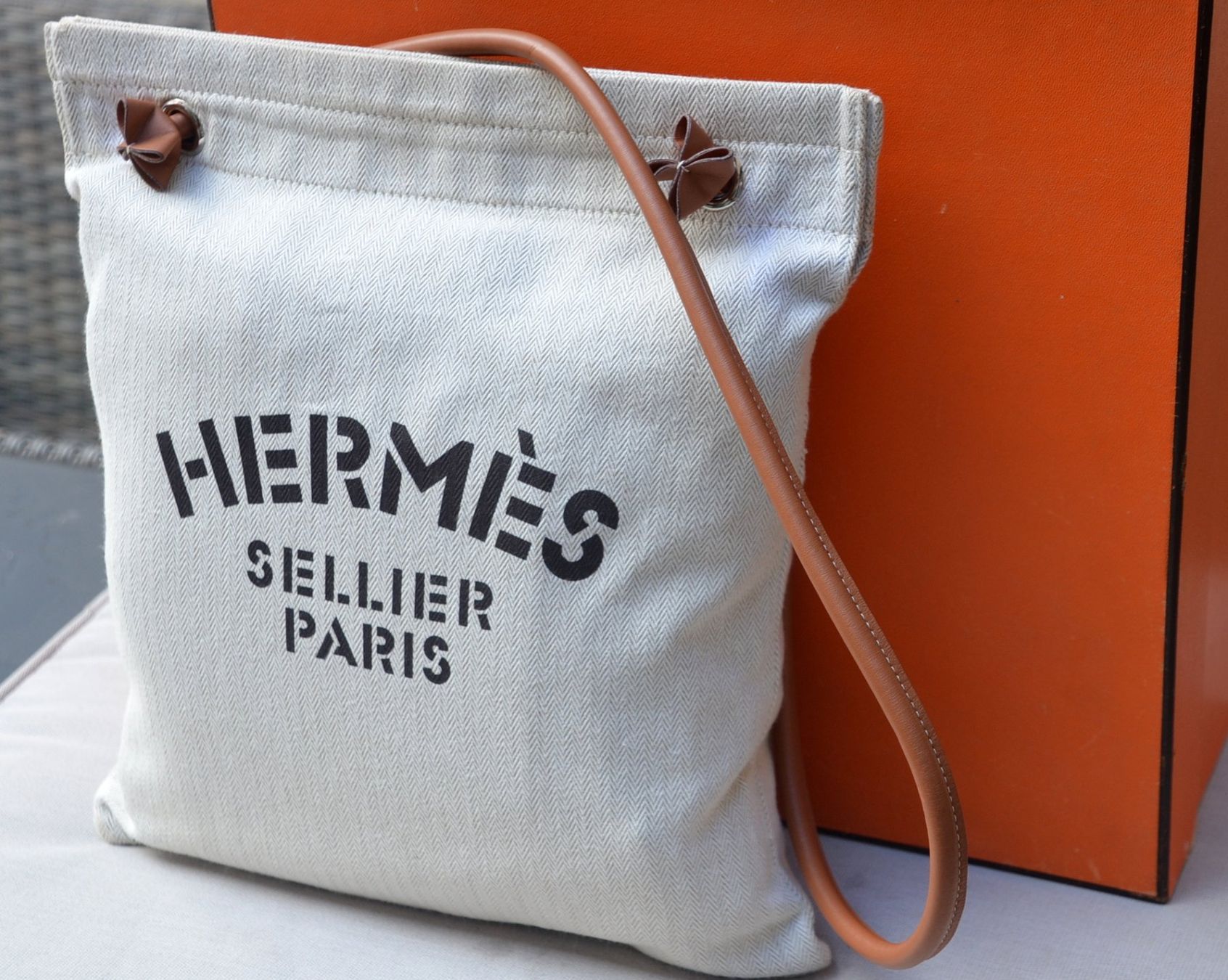 Hermès Borse da donna: Hermès Tasche  /Sac à bandoulière – Usato da Collonges venduto da Auganien 4