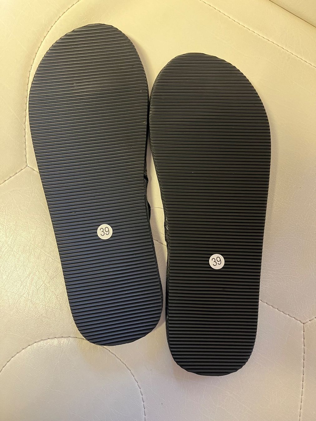 Flipper: Neue Flip Flops Gr.39 – Nuovo e nell'imballaggio originale da Nottwil venduto da Frontal 1