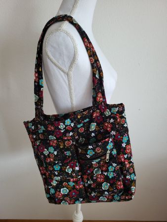 Wunderschöne Stofftasche mit Blumenmuster - guter Zustand