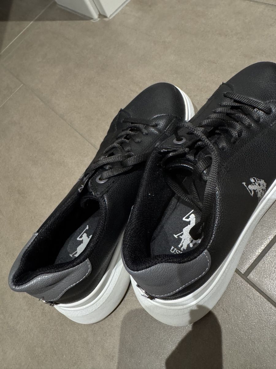 Damenschuhe: Sneaker schwarz (37) – Gebraucht aus Balgach von fad_jb55 2