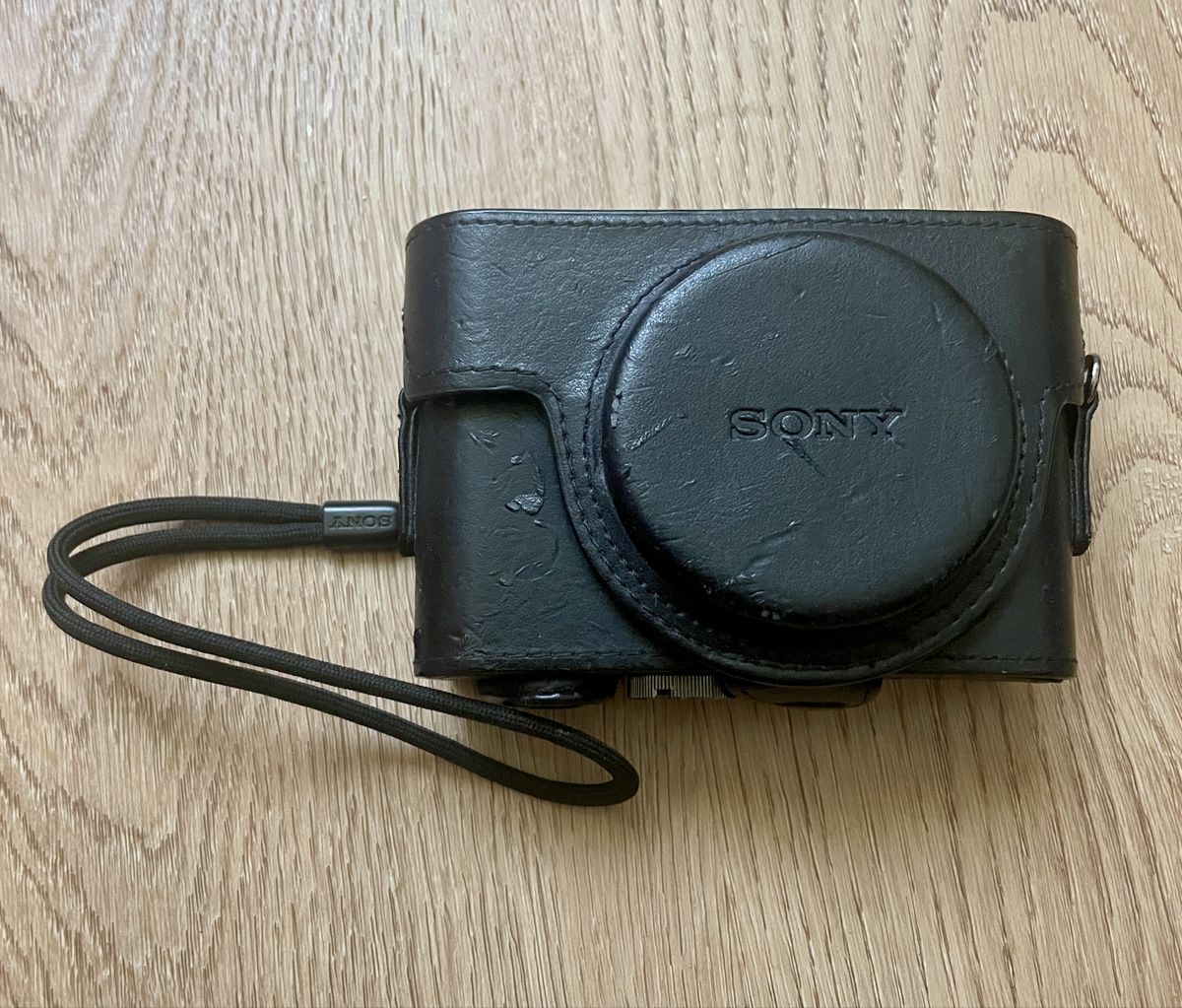 Sony Kamera: SONY RX100 III Kamera – Gebraucht aus Bern von pet_fry9