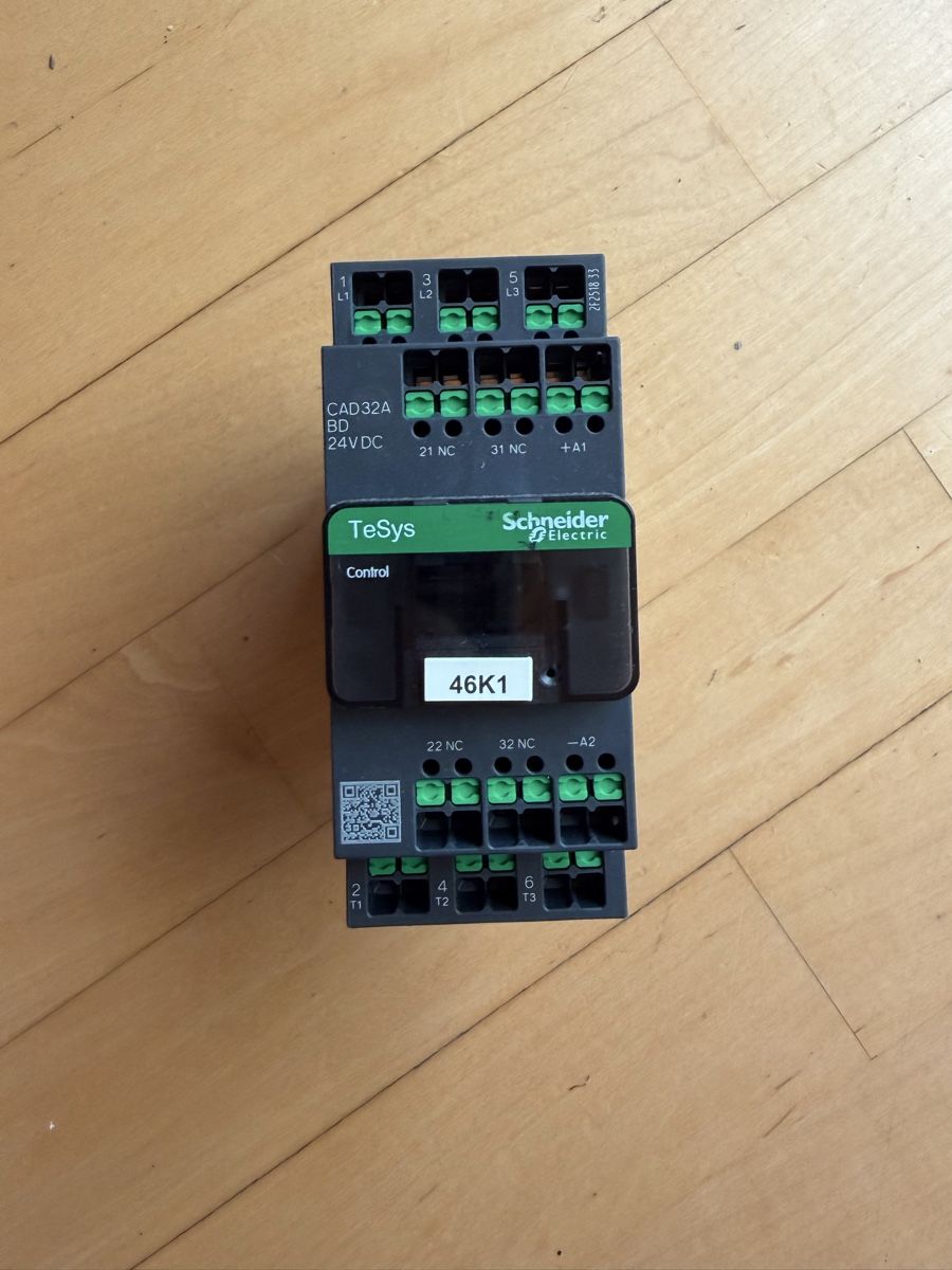 Schneider Componenti elettronici: CAD32ABD Industrielle Relais Schneider Electric – Nuovo (secondo la descrizione) da Langenthal venduto da len_6rrp