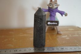 Lava       Spitze   Spanien      9 cm x  2.5 cm