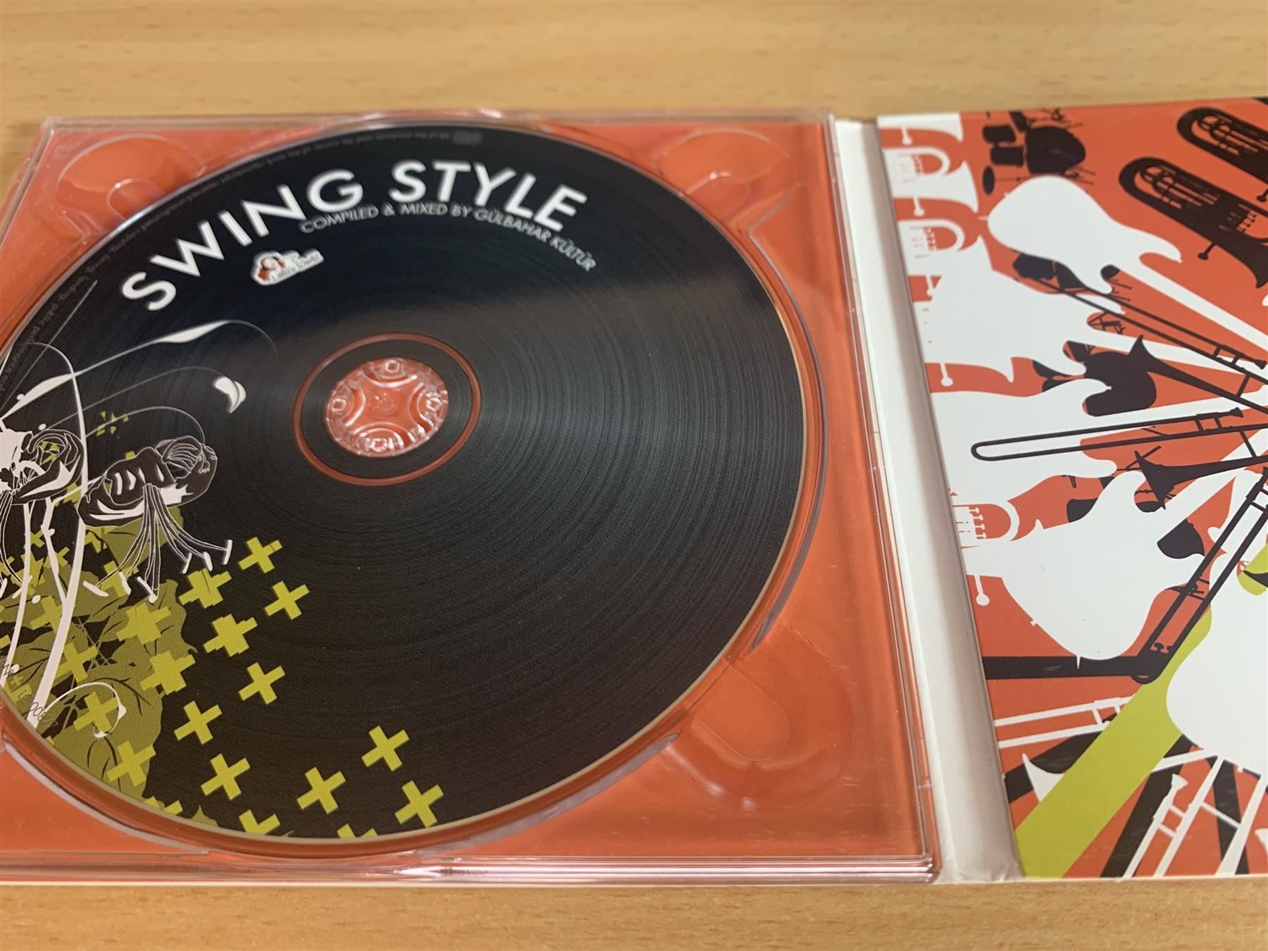 CD: Various – Swing Style – Usato da Rikon im Tösstal venduto da Alpenmutz 2