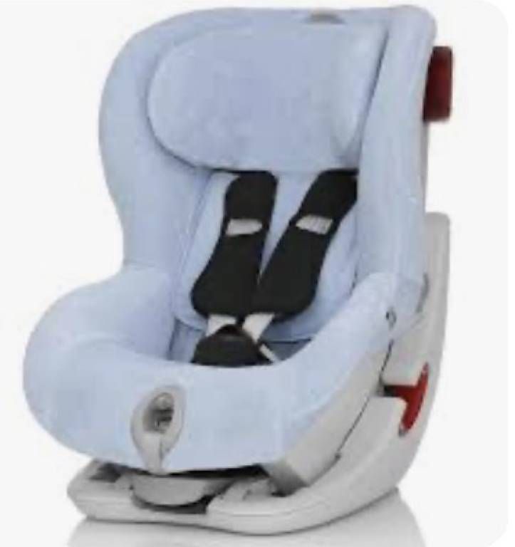 Britax Römer Seggiolini per auto: Siège Römer King bleu nuit avec housse dété – Usato da Sottens venduto da mimi_78 4
