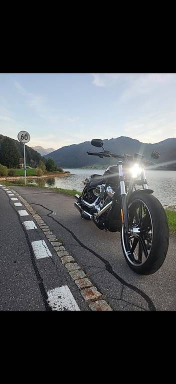 Chopper: Harley-Davidson FLXBRS Breakout – Usato da Freienbach venduto da Chrummen