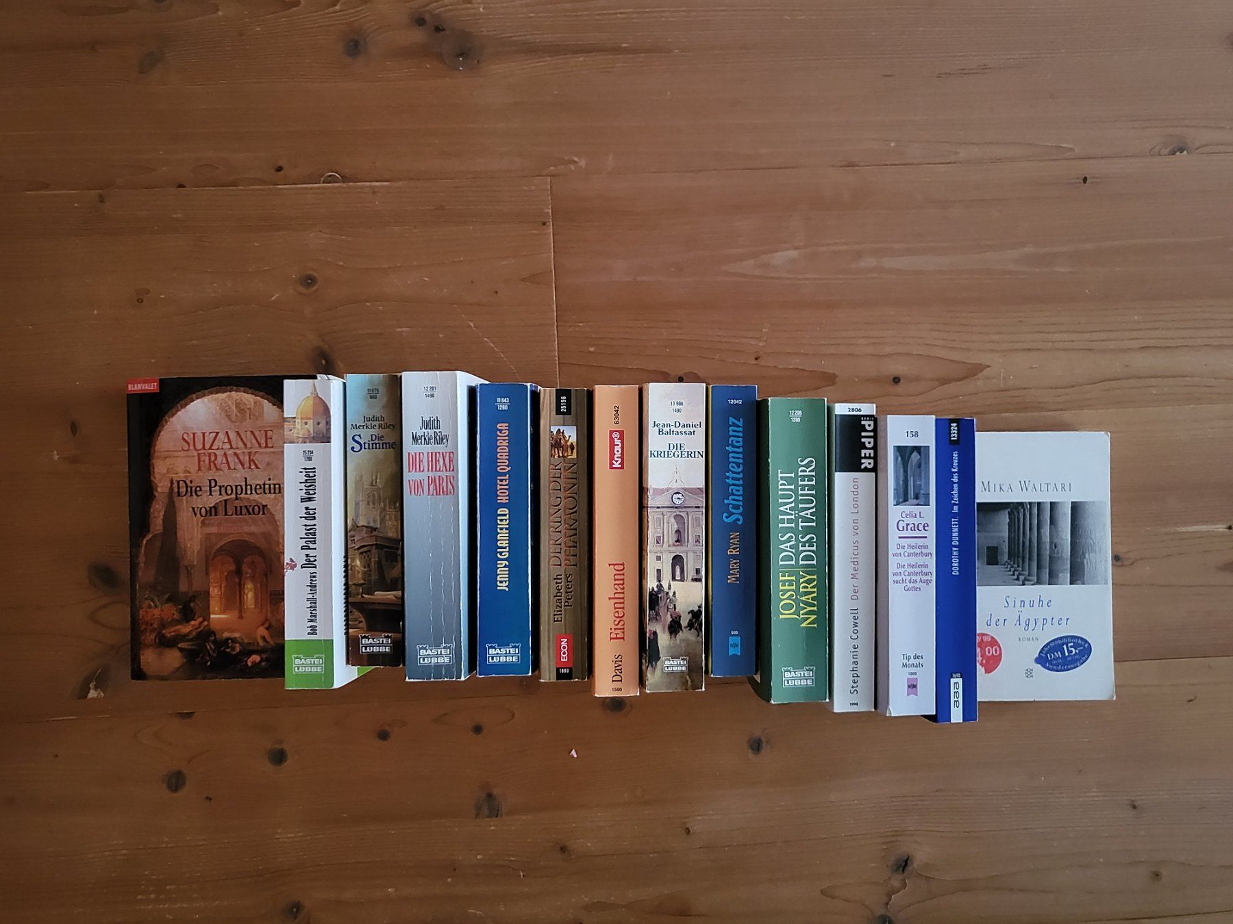 Libri: 14 historische Romane und Krimis – Usato da Alpnach Dorf venduto da findelmundo 2
