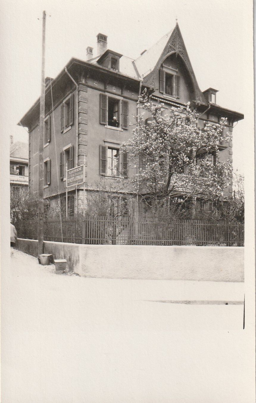 Cartoline postali: St.Gallen-- Elektrogeschäft – Usato da uttwil venduto da Koehlerfred