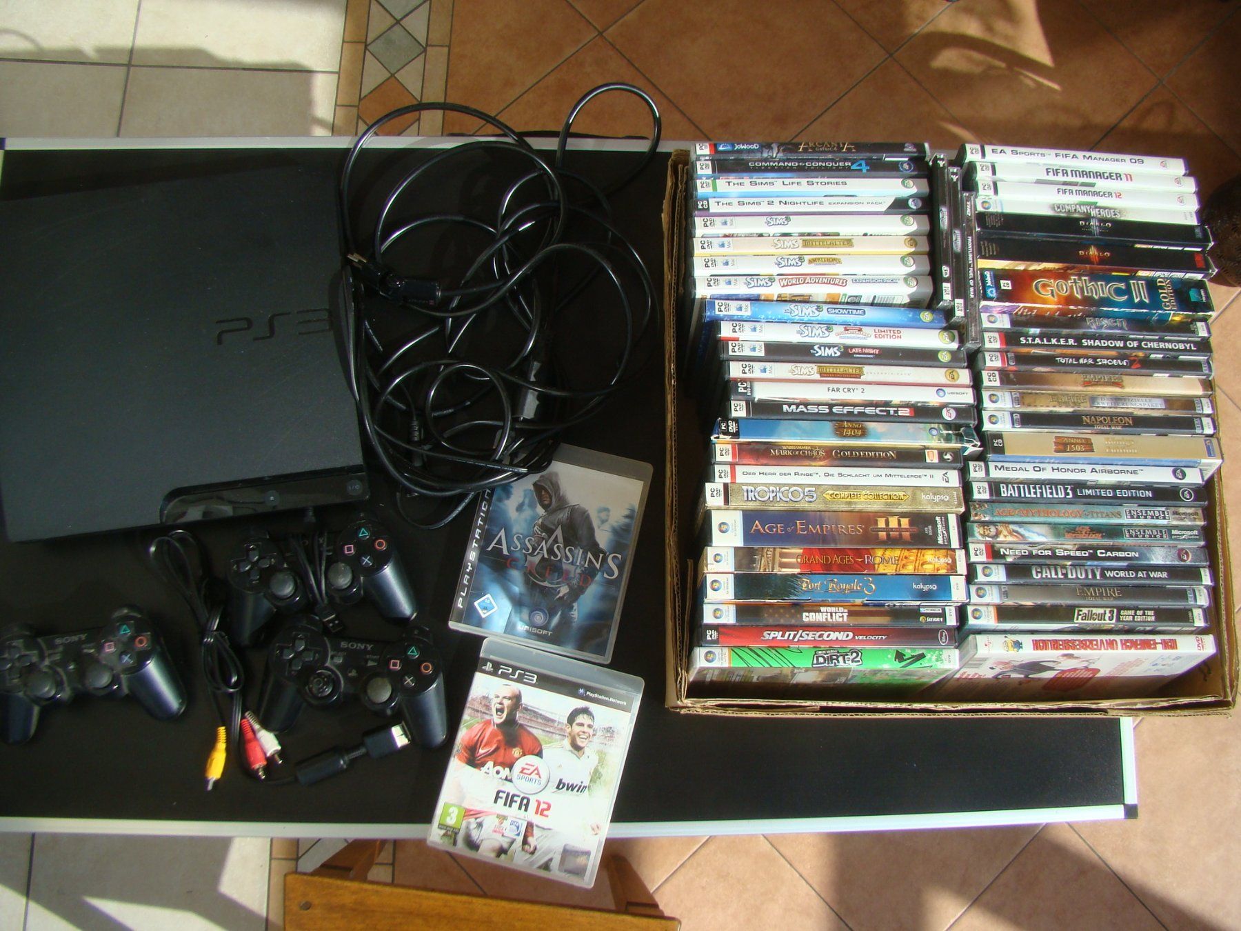 Sony Console: PS3 inkl. 3 Controller 2 Spiele und etwa 45 PC Spiele – Usato da Walzenhausen venduto da Vanquish711