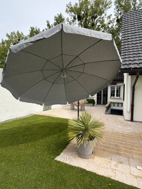 Glatz Ombrelloni: Sonnenschirm Glatz Pendalex P+ – Usato da Marly venduto da El10 4