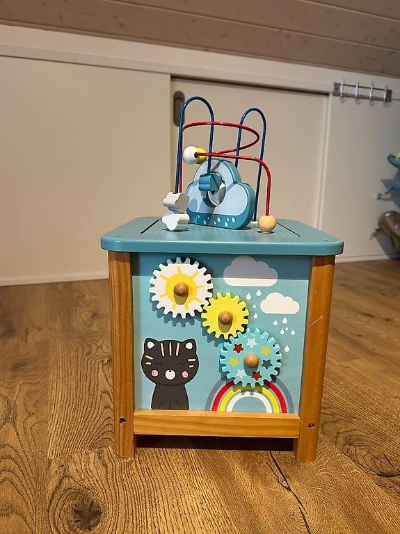 Jouets: Cube jeu vertbaudet  – D'occasion à Yens par flo214