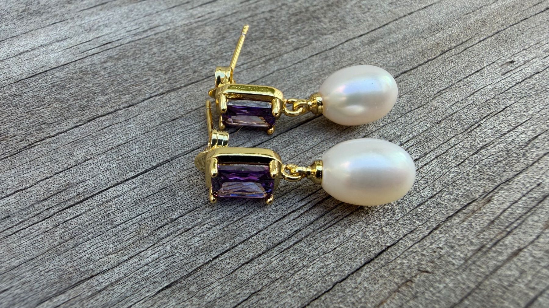 Orecchini pendenti & Orecchini a lobo: Schönste SÜSSWASSER PERLEN- Ohrringe Purple – Nuovo e nell'imballaggio originale da Rombach venduto da Ivreajewels 2