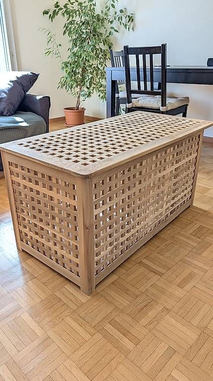 Tables: Aufbewahrungstisch – D'occasion à Zürich par cyrilrueg