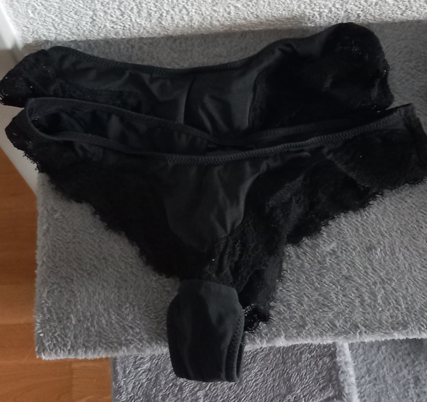 H&M Altra biancheria intima: Lot 2 strings brésilien H&M – Usato da Monthey venduto da Tiz_dan